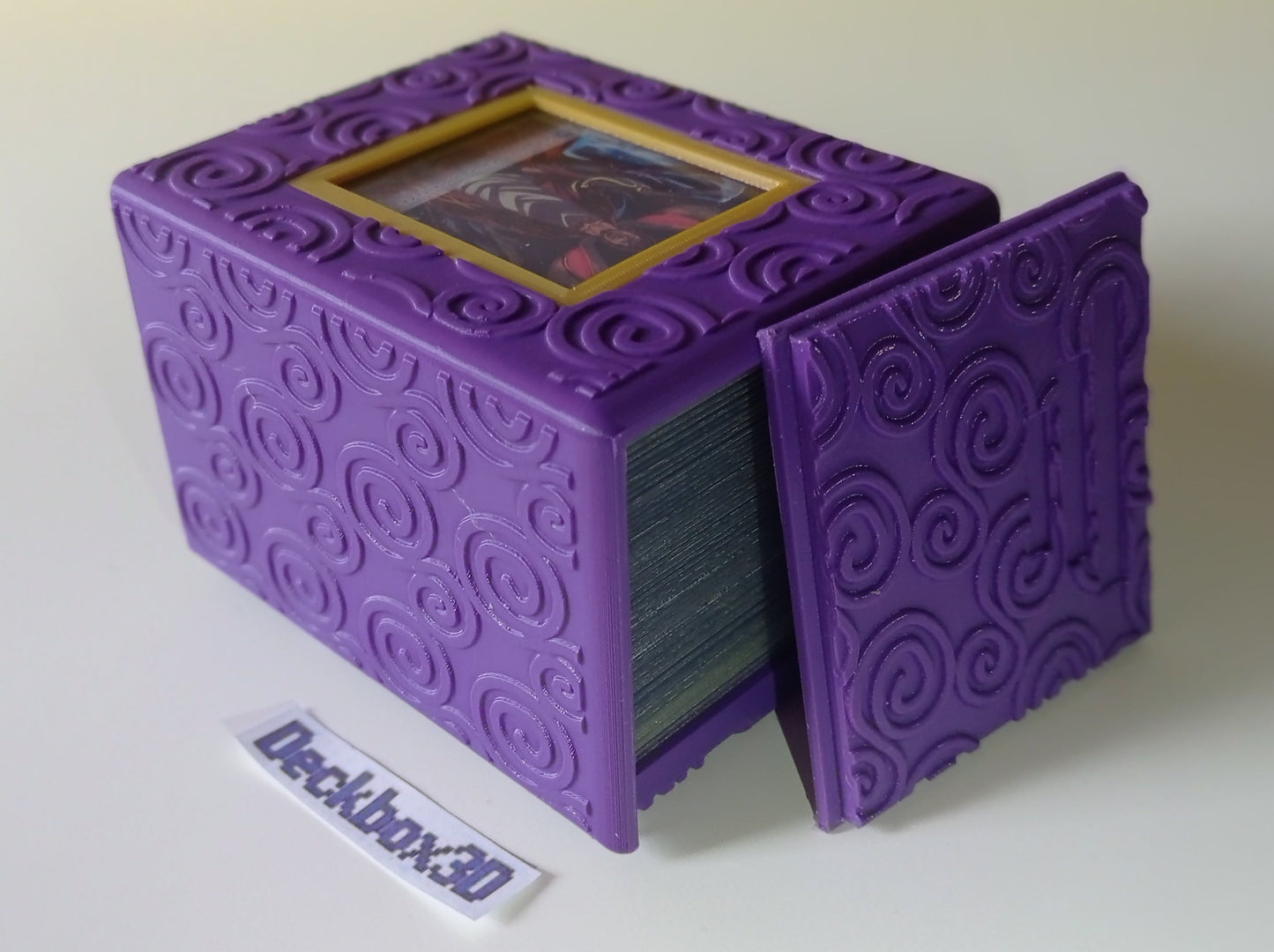 Gomu Gomu Deckbox